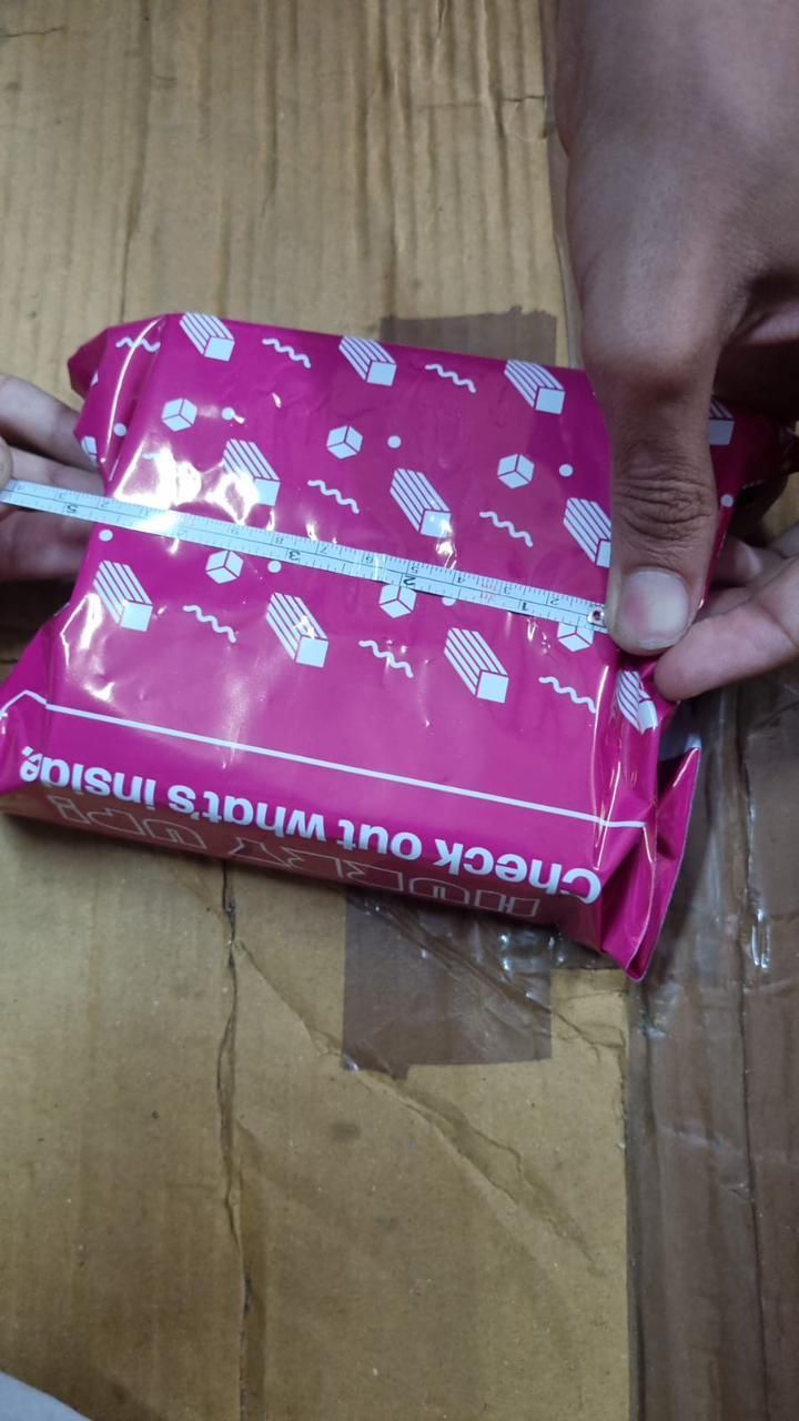 1. Smooth & Soft: Hand & Foot Roll-On for Dryness Relief – 40gm